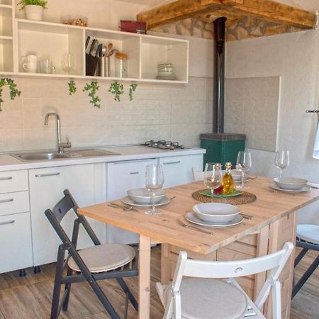 Cottage Rugonj ستاري غراد المظهر الخارجي الصورة