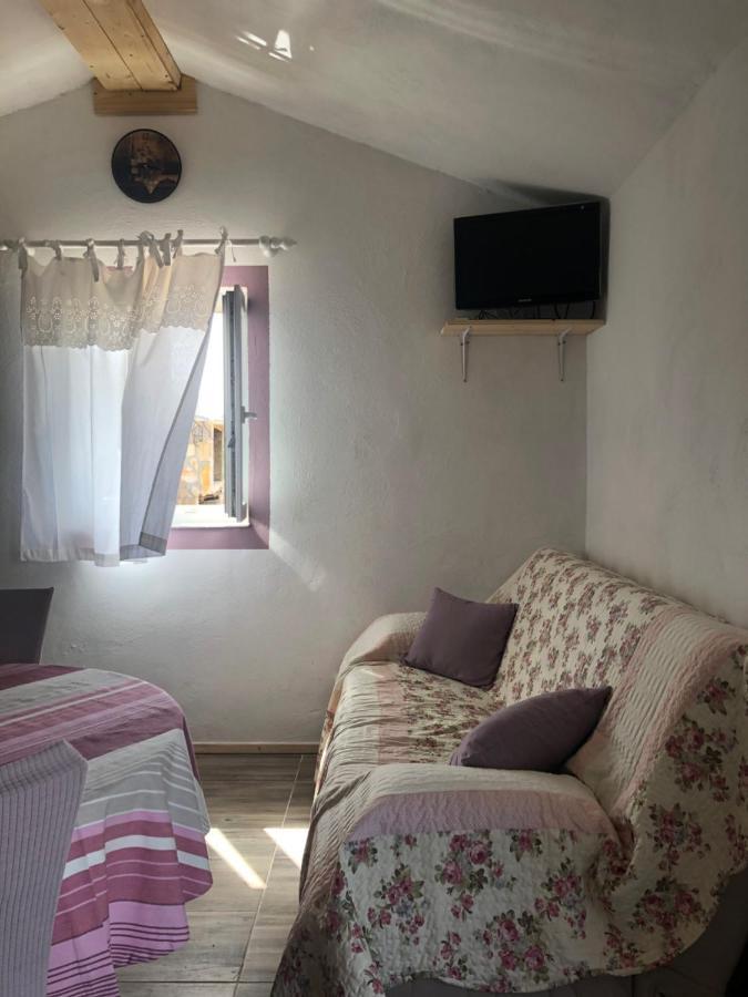 Cottage Rugonj ستاري غراد المظهر الخارجي الصورة