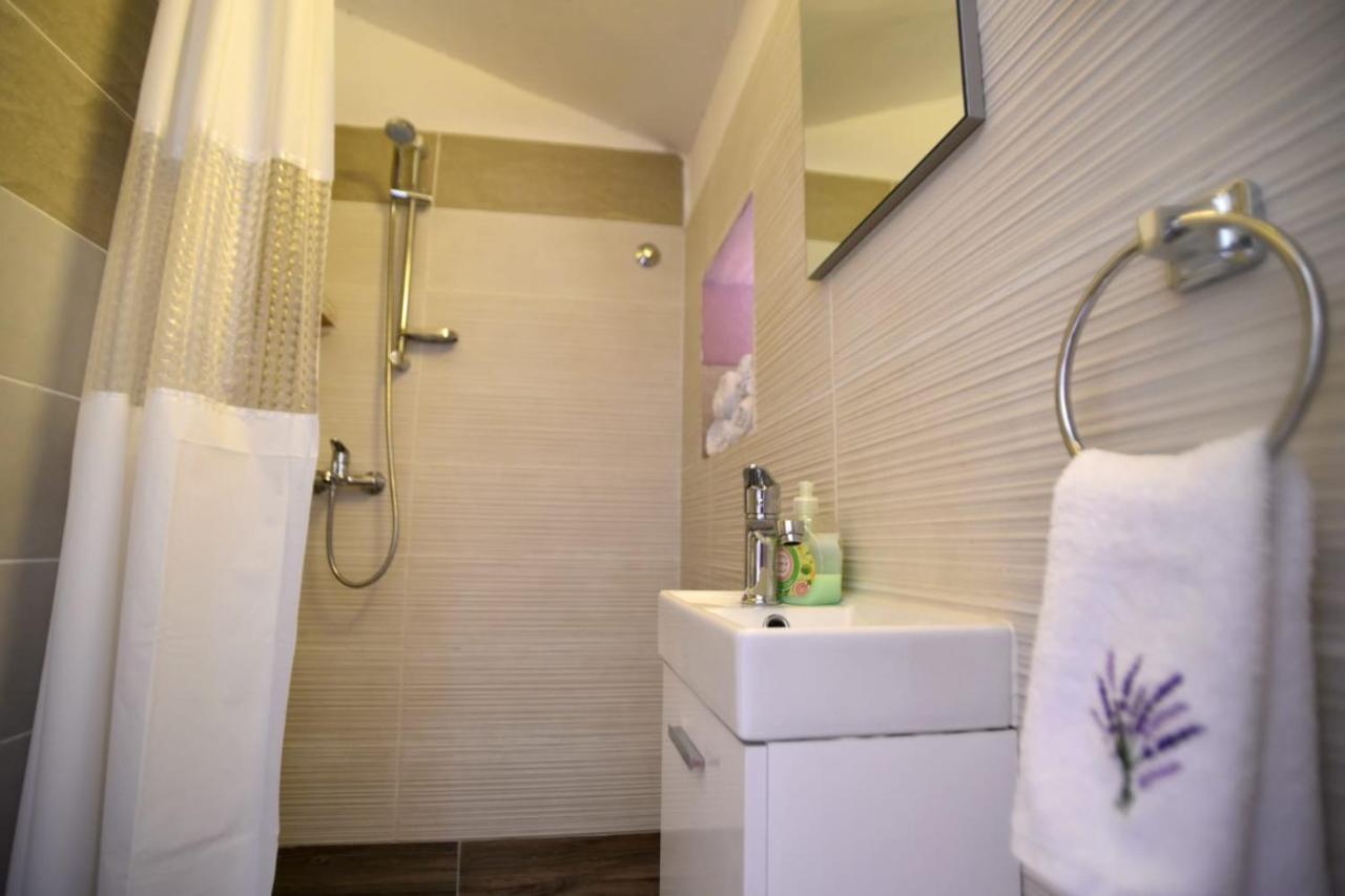 Cottage Rugonj ستاري غراد المظهر الخارجي الصورة